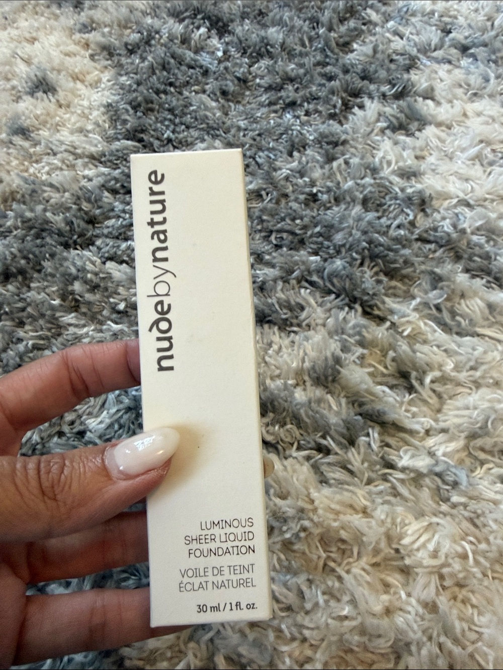 Nude by Nature Luminous Sheer Liquid Foundation - Natural Beige